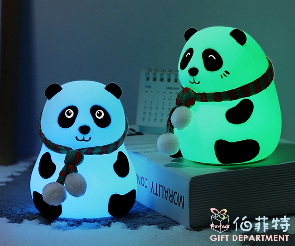 熊貓矽膠燈
