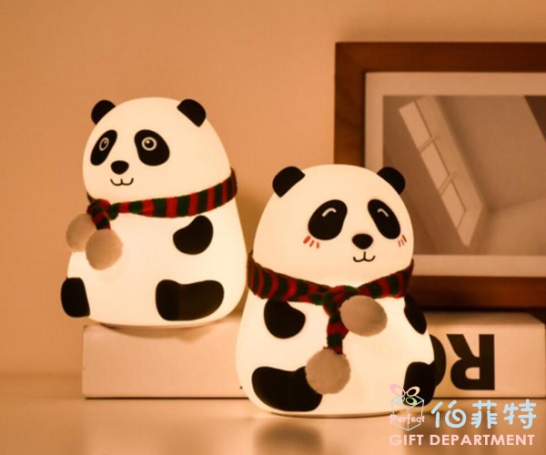 熊貓矽膠燈