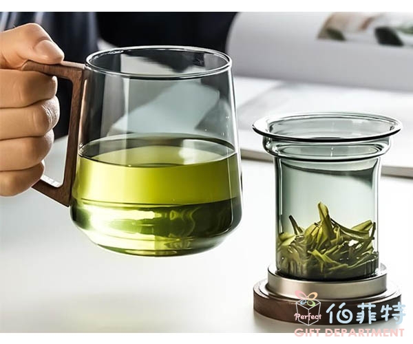 木柄耐熱玻璃泡茶杯